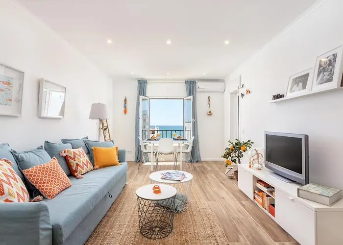 Modern Ocean View Apt 2 Min Walk To Beach