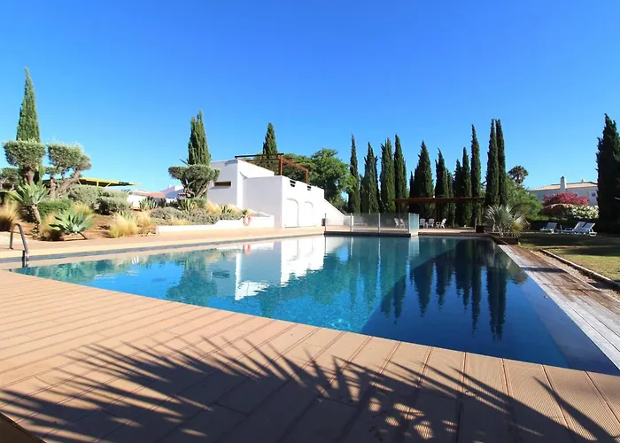 Country Club V2 In Vilamoura